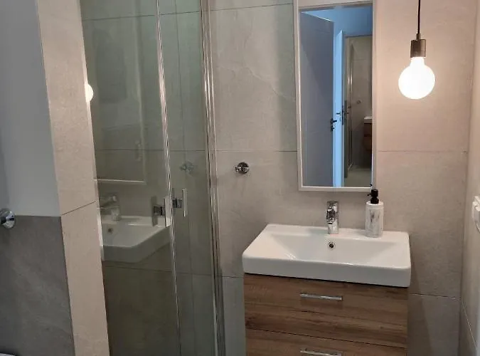 Jbhotels Comfort Hanza Tower 4*